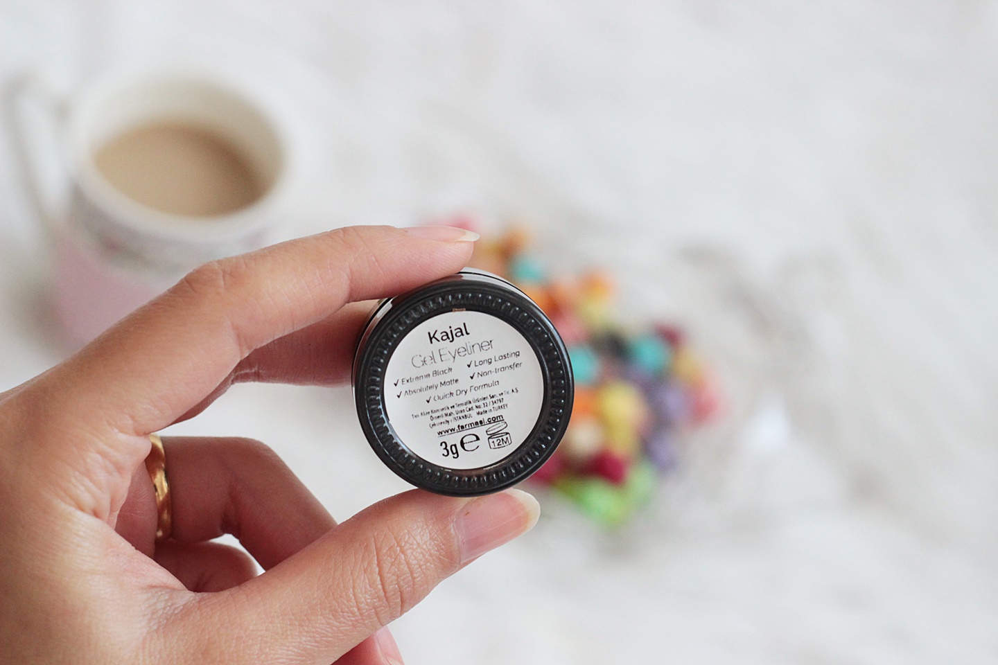 Farmasi Kajal Jel Eyeliner Makyaj Diyarı